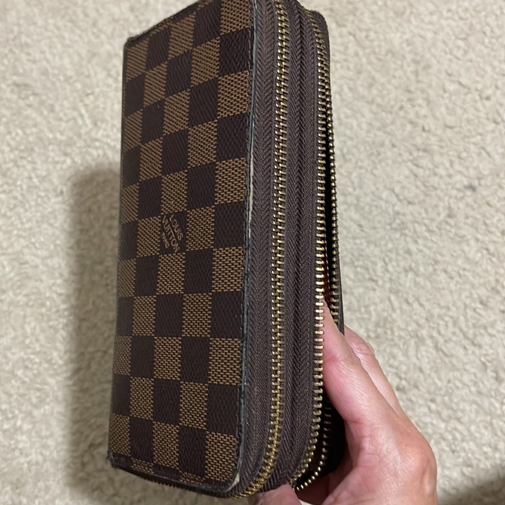 Wallet - Picture 8 of 8